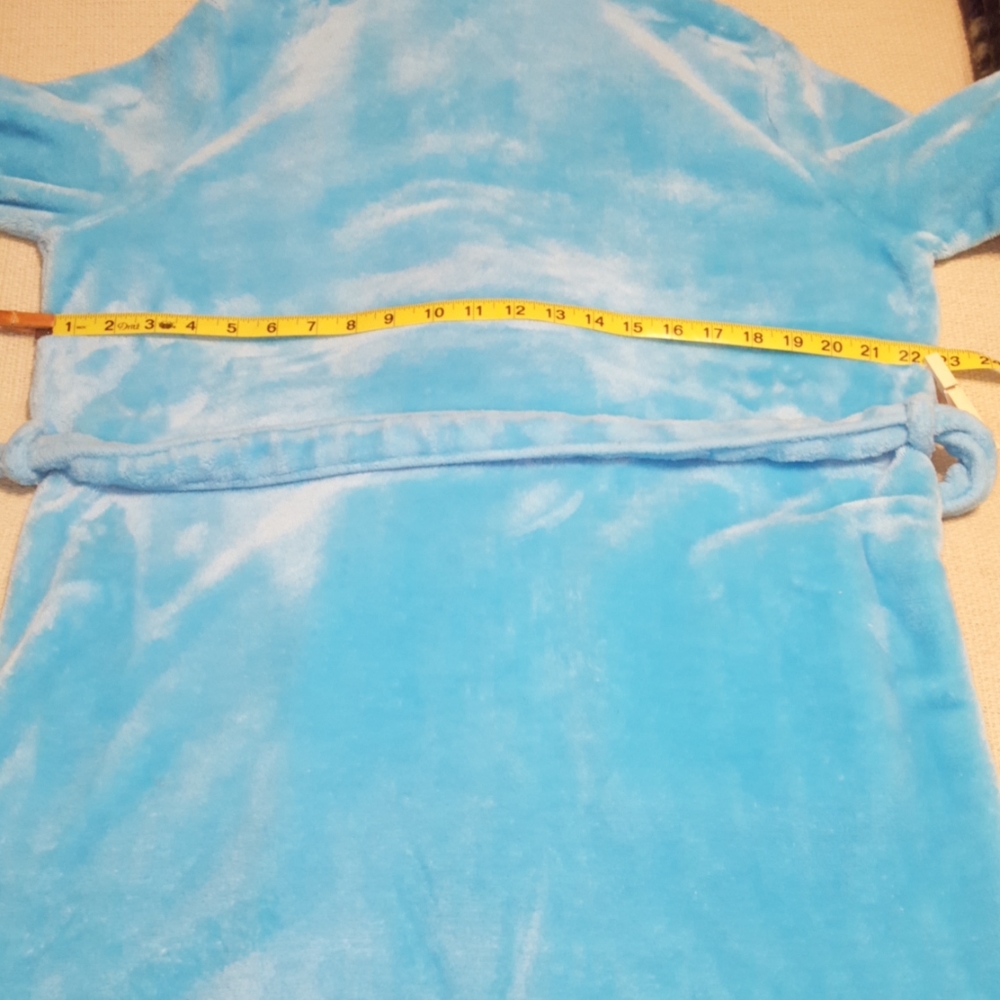 Bathrobe - Picture 12 of 12